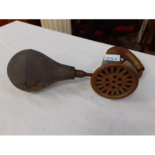 236 - Vintage Brass Car Horn.