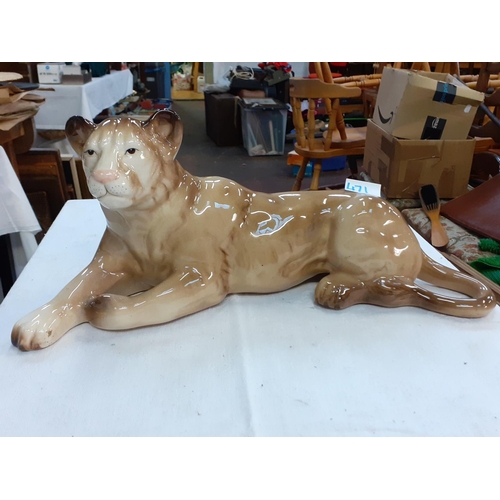 471 - Melba Ware Laying Down Lioness - approx 15