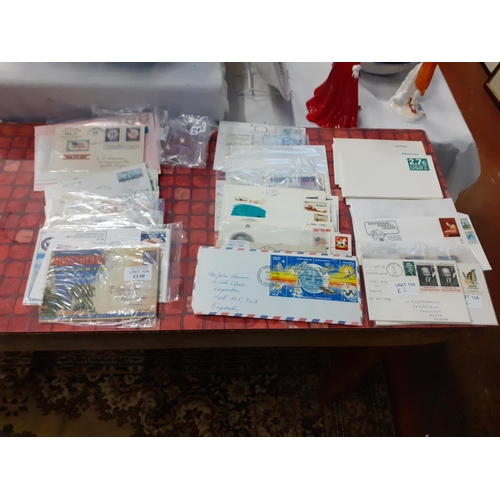 285 - USA First Day Covers, Envelopes & Cards 1940’s & Later (Approx.80).