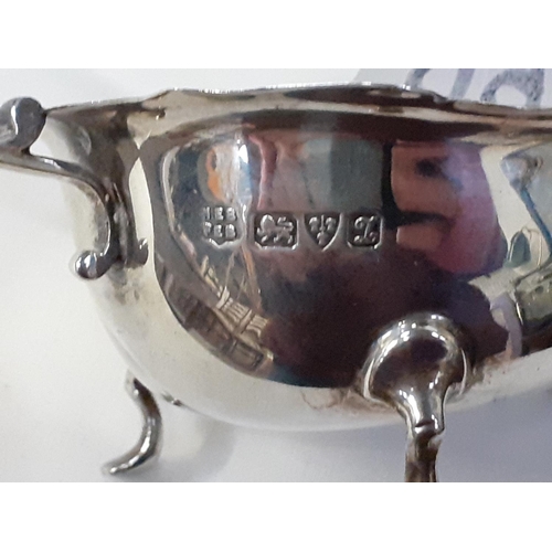 468 - Silver Hallmarked George V Sauce Boat - Chester 1925