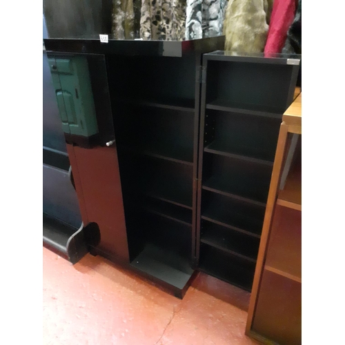 638 - Black Gloss Effect 2 Door DVD/CD Cabinet.