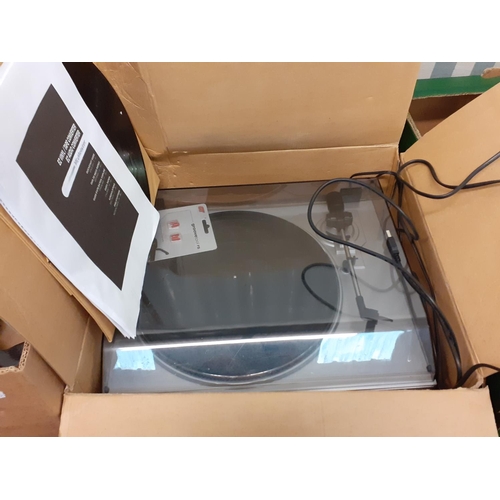 142 - Ion USB Turntable in Box.