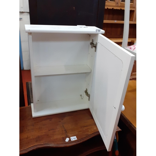 578 - White Single Mirrored Door Bathroom Cabinet.