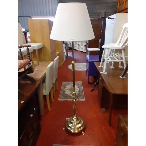 522 - Brass Based Standard Lamp with Cream Shade.