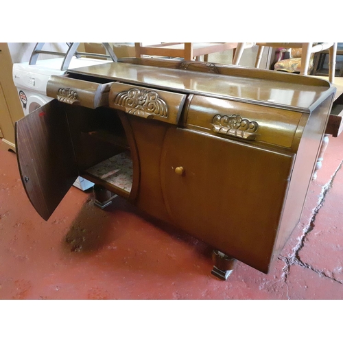 536 - Oak Art Deco Style Sideboard with 3 Drawers and 2 Doors.