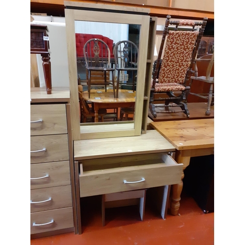 567 - Oak Effect Modern Dressing Table with Stool & Sliding Mirror to Top to Reveal Jewellery or Make-up S... 