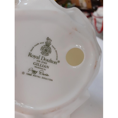 324 - Royal Doulton 