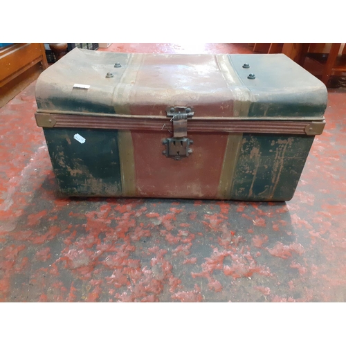 117 - Vintage Metal Storage Trunk.