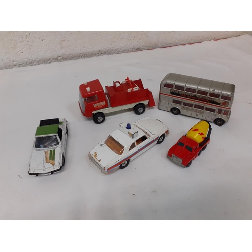 211 - Metal Tin of Toy Cars to include The Queen's Silver Jubilee London Celebrations 1977 Bus, Corgi Jagu... 