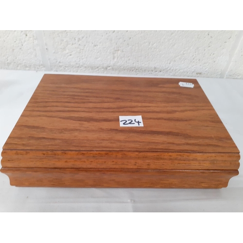 224 - Solid Oak Hinged Lid Jewellery Box.