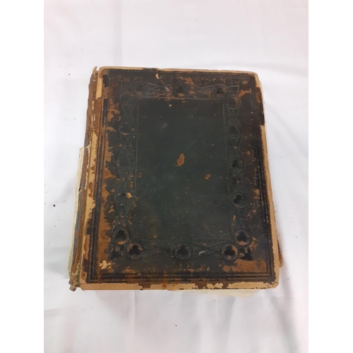 176 - Large Vintage Welsh Bible.