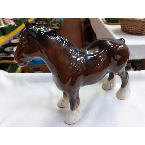 318 - Beswick Shire Mare Model 818.