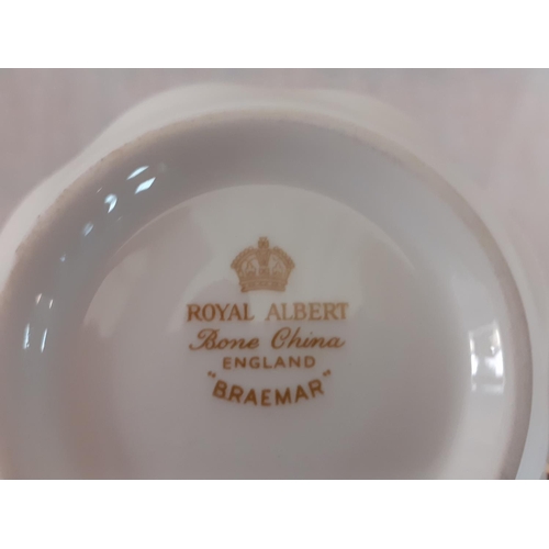 371 - 15 Piece Royal Albert 