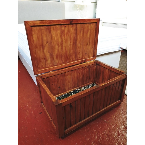 507 - Solid Pine Hinge Lid Storage Box on Casters - 30