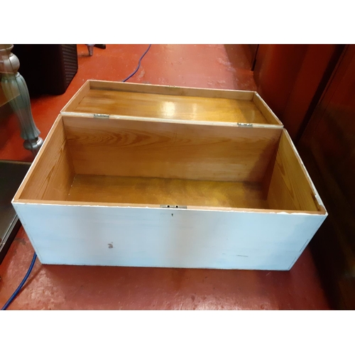 578 - Solid Pine Hinge Lid Storage Box Painted White - approx 32cm tall x 75cm wide x 38cm deep.