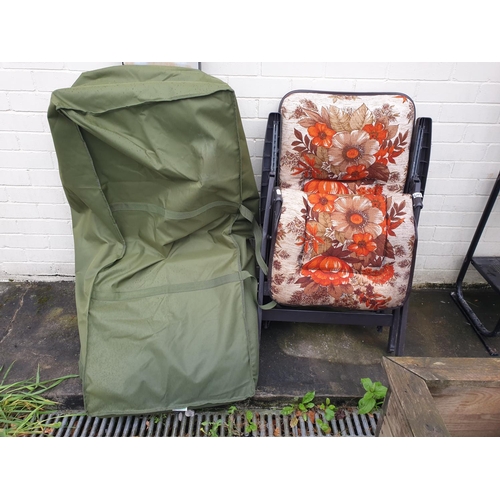 643 - Folding Garden Sunlounger & Assorted Seat Cushions.