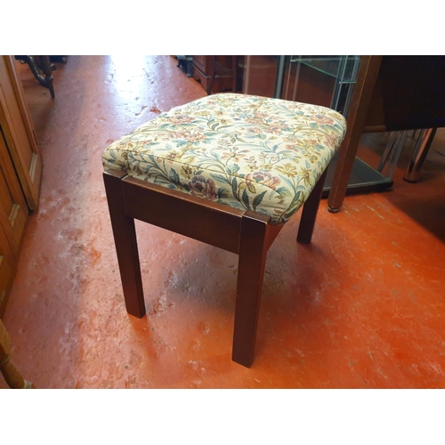 568 - Adjustable Tilt Upholstered Top Stool.