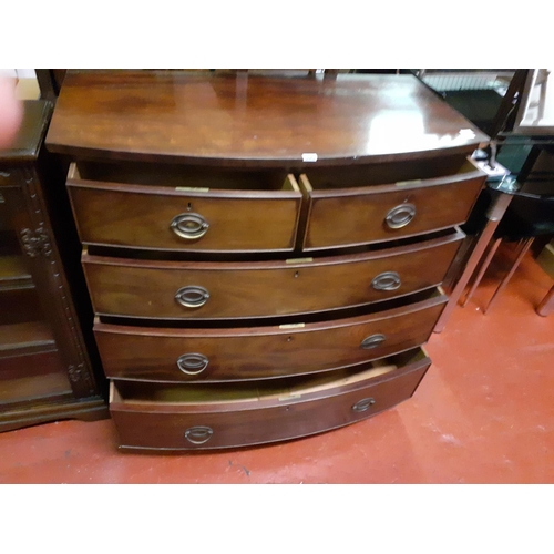 572 - Bow Fronted Mahogany Two Over Three Drawer Chest of Drawers on Bracket Feet - 98cm tall x 106cm wide... 