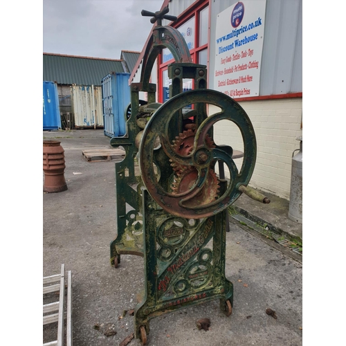 667 - W R Eynon & Sons of Fishguard Vintage Heavy Cast Mangle - one roller has disintegrated.