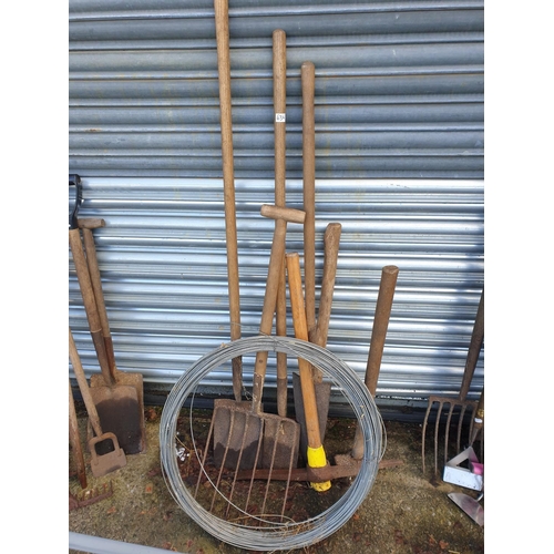 636 - Selection of Garden Tools, Metal Wire Coil etc.