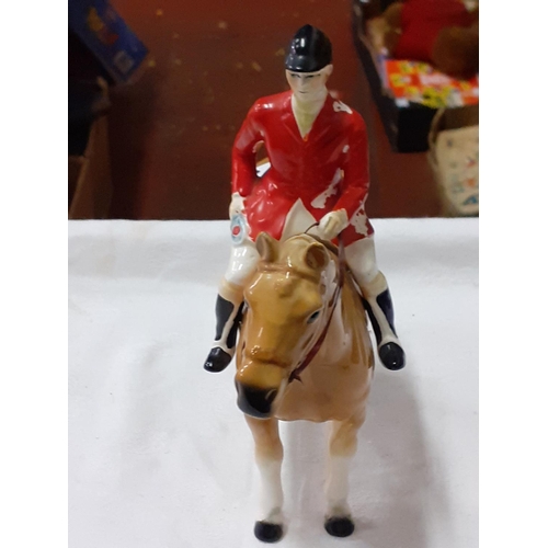 305 - Vintage Huntsman on Horse Figure - some paint chips.