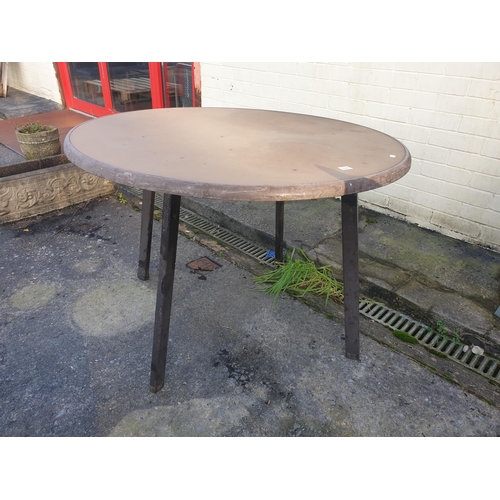 679 - Brown Circular Garden Patio Table with Metal Legs.