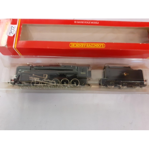 202 - Boxed Hornby Railways 00 Gauge BR 2-10-0 Loco 9F Class R.330.