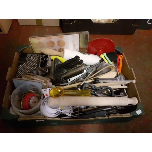 28 - Large Quantity of Kitchen Ware, Accessories & Assorted Cutlery.