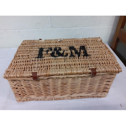 122 - Fortnum & Mason Wicker Picnic Hamper.