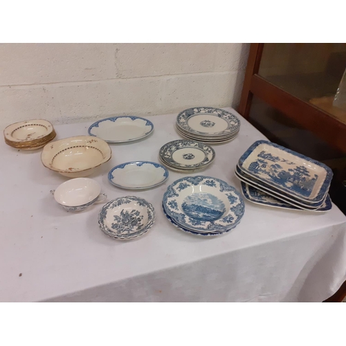 138 - Box of China to Include Blue & White Wedgwood, Alfred Meakin, Victoria Crown Ducal China etc.