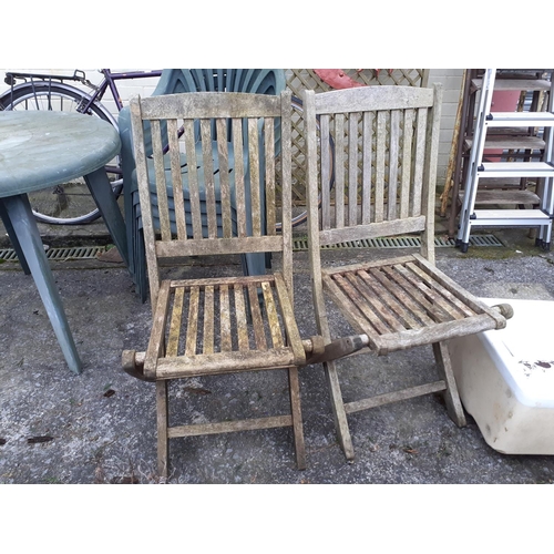 665 - Pair of Wooden Folding Garden Chairs.