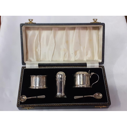 473 - Boxed Silver Hallmarked Cruet & Salt Set.