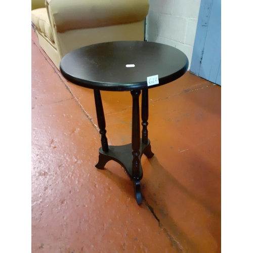 622 - Mahogany Circular Top Table - approx 22