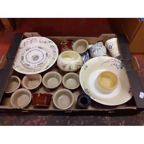 85 - Box of China to Include Susie Cooper, Royal Doulton, Sylvac, Crown Devon, Honiton etc.