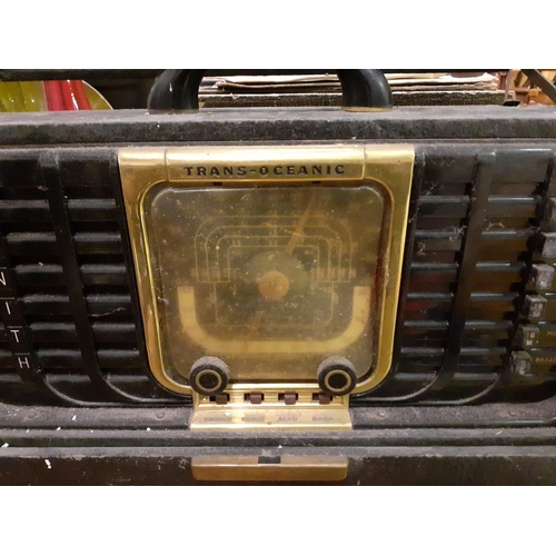 177 - Vintage Zenith Trans Oceanic Radio.