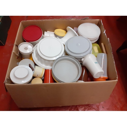 119 - Large Quantity of Retro, Mostly New Tupperware.