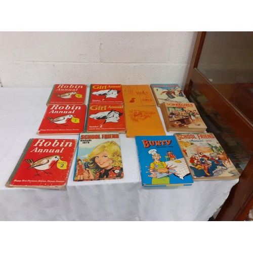 21 - Selection of Vintage Annuals - 1930's, 1950's & 1970's.