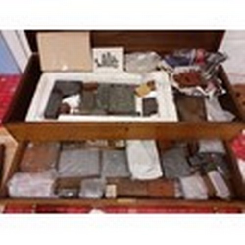 109 - Large Oak Case with Single Drawer and Around 80-100 Vintage Printing Stamps & Plates - some copper.