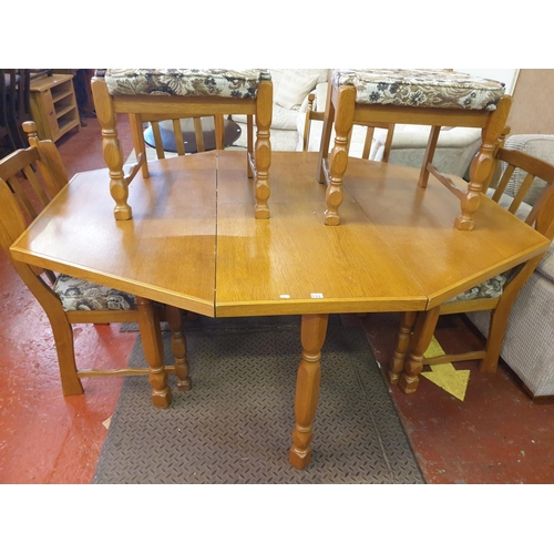 533 - Solid Oak Extending Octagonal Dining Table with Matching Set of Six Solid Oak Chairs.