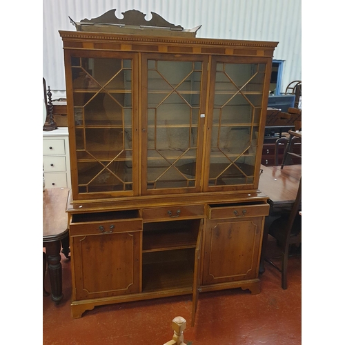 566 - Glazed Top Triple Dresser with Three Drawers & Three Cupboards and 13 Pane Glazed Doors to Top - app... 