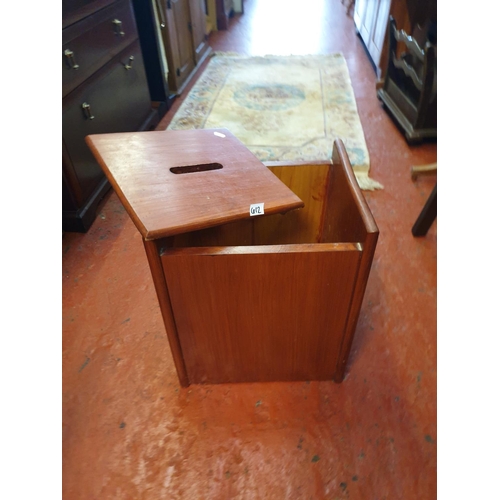 612 - Small Pine Lift Lid Storage Box Seat.