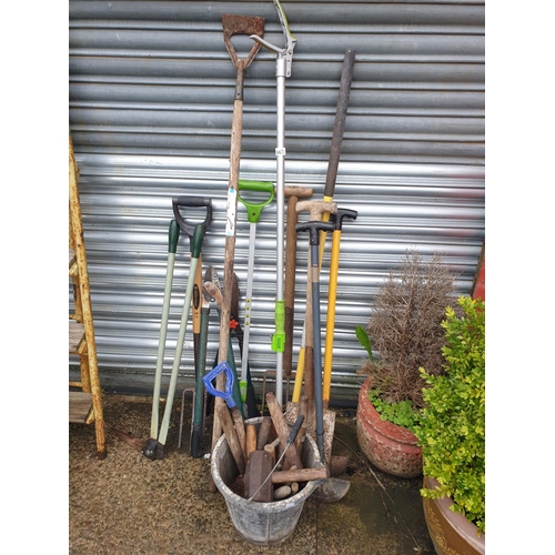 647 - Selection of Various Long Handled Tools, Bucket of Trowels etc.