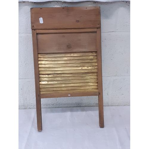 94 - Vintage Wooden Washboard.