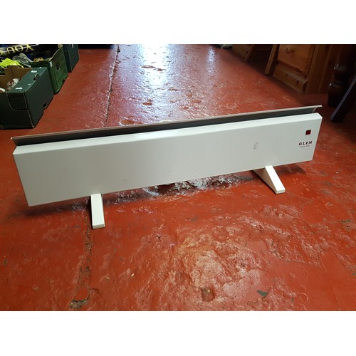 123 - Glen 60cm Long Strip Heater.