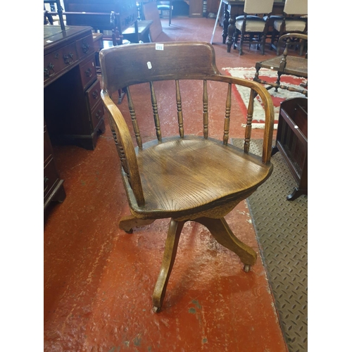 538 - Vintage Solid Oak Swivel Desk Chair.