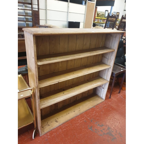 560 - Solid Vintage Pine Four Shelf Bookcase - 50