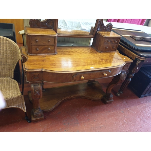 572 - Duchess Dressing Table with Single Mirror Back - 4ft long x 20