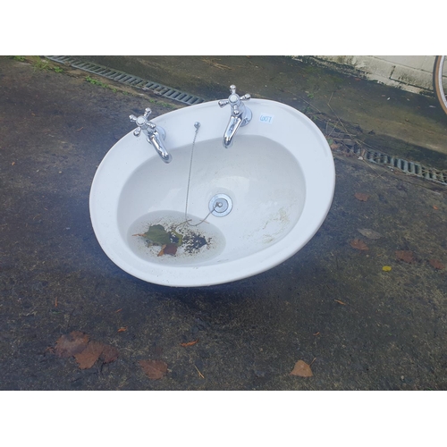 607 - NEW Ceramic White Bathroom Sink.