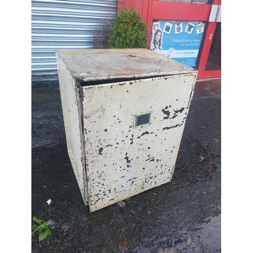 611 - Metal Storage Cabinet with Hardware Drawers & Hardware - Approx 29