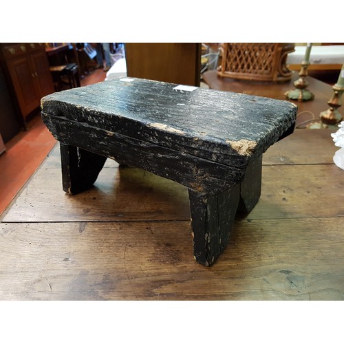 153 - Small Vintage Oak Foot Stool - approx 6